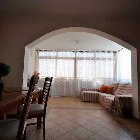 Esmeralda Apartament Callao Salvaje